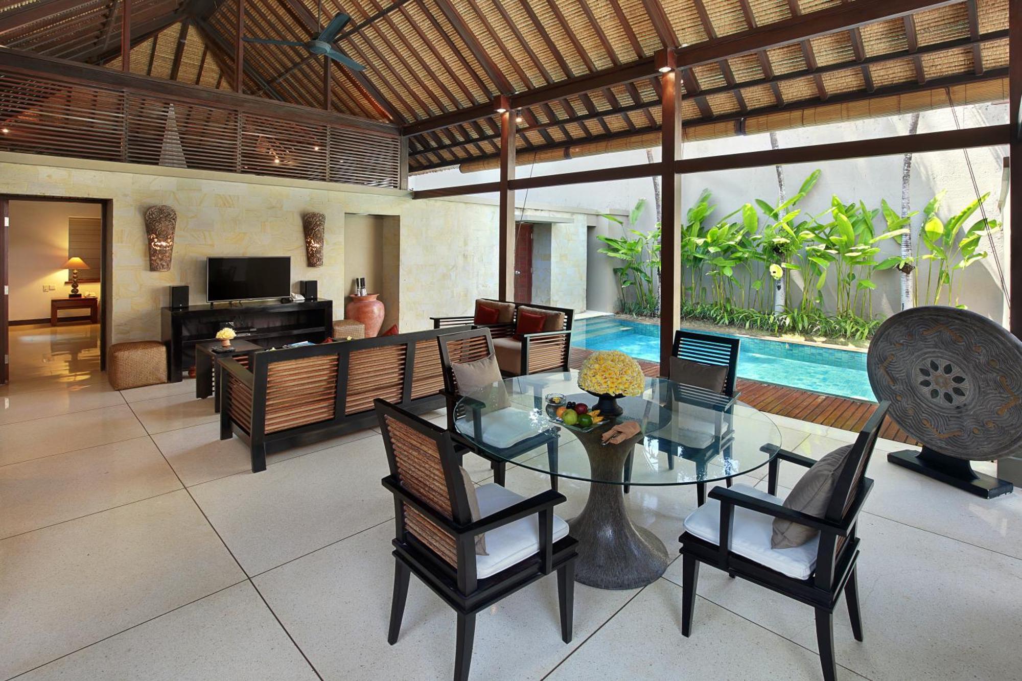 Bali Niksoma Boutique Beach Resort Legian Exterior foto A villa at the resort